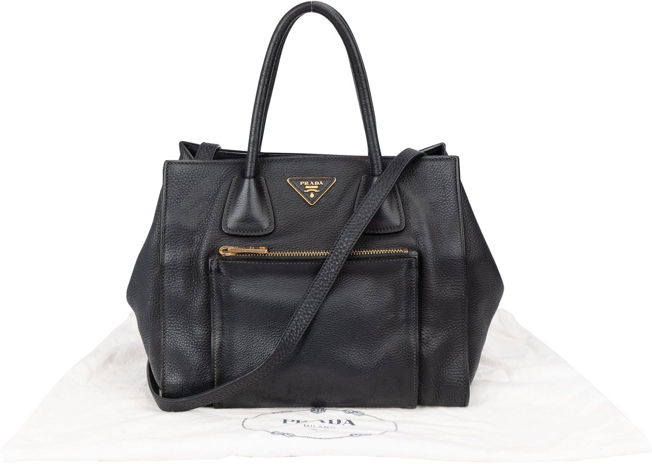 Prada Prada Black Calfskin Vitello Handbag Zwart
