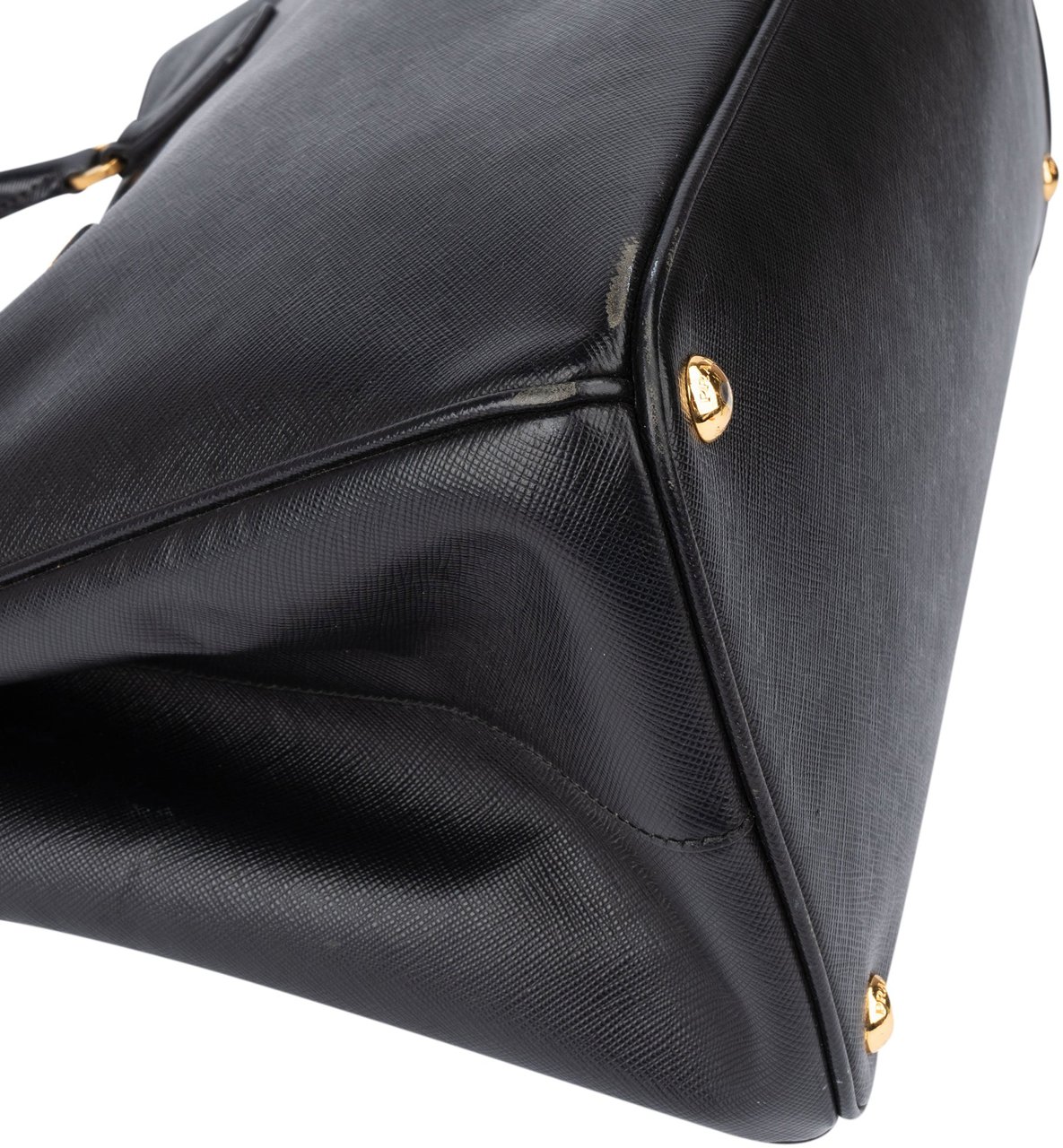 Prada Prada Black Saffiano Leather Galleria Handbag Zwart