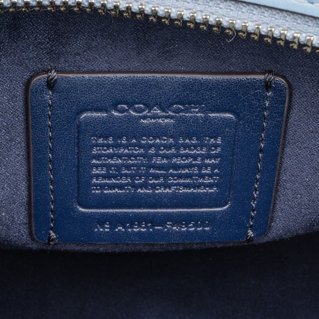 Prada Prada Blue Leather Zoe Carryall Handbag Blauw