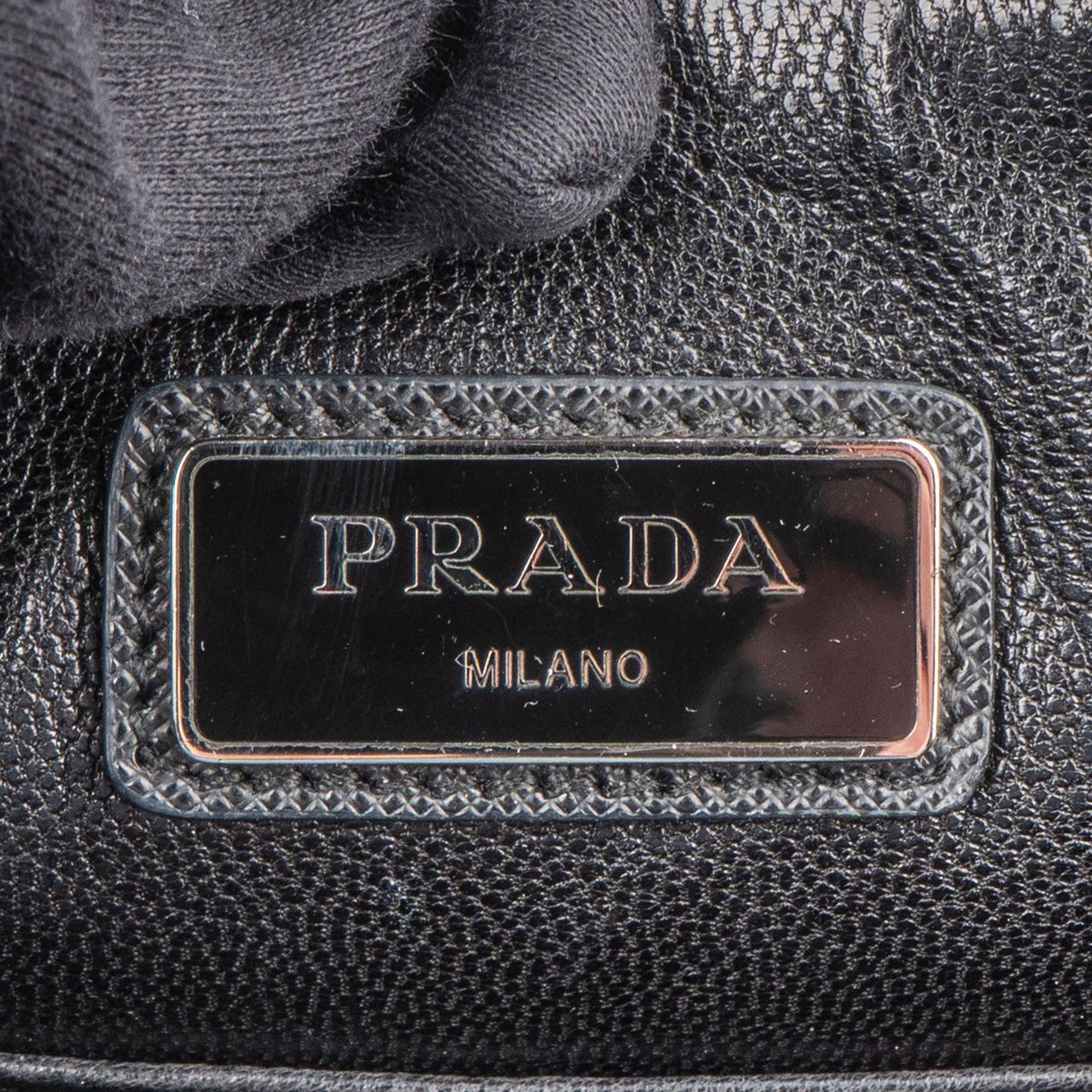 Prada Prada Black Saffiano Leather Rabbit Clutch Zwart