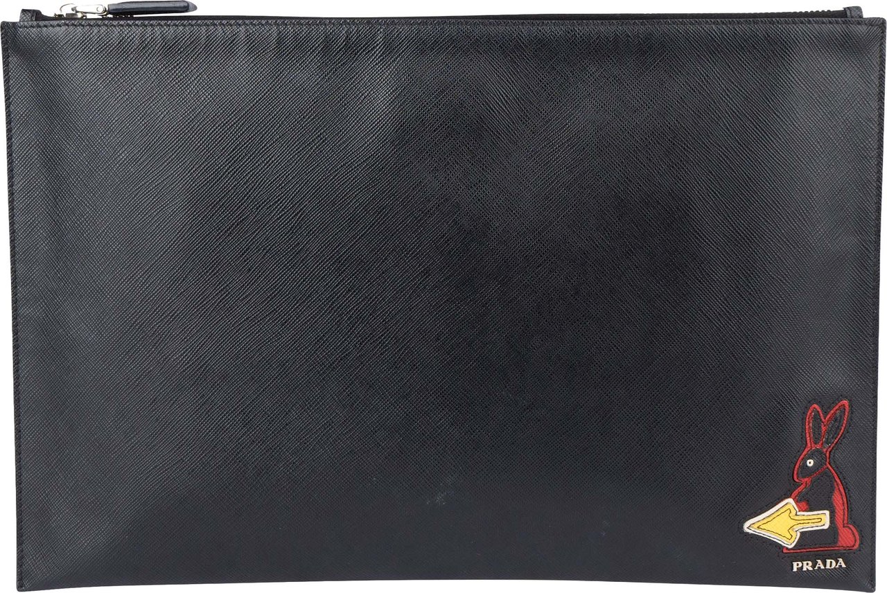 Prada Black Saffiano Leather Rabbit Clutch Zwart