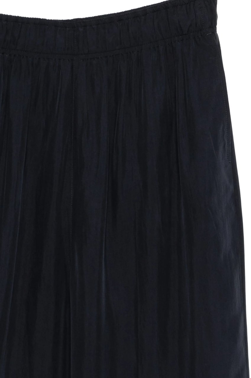 Prada Seta Lavata Relaxed Cropped Pants Zwart