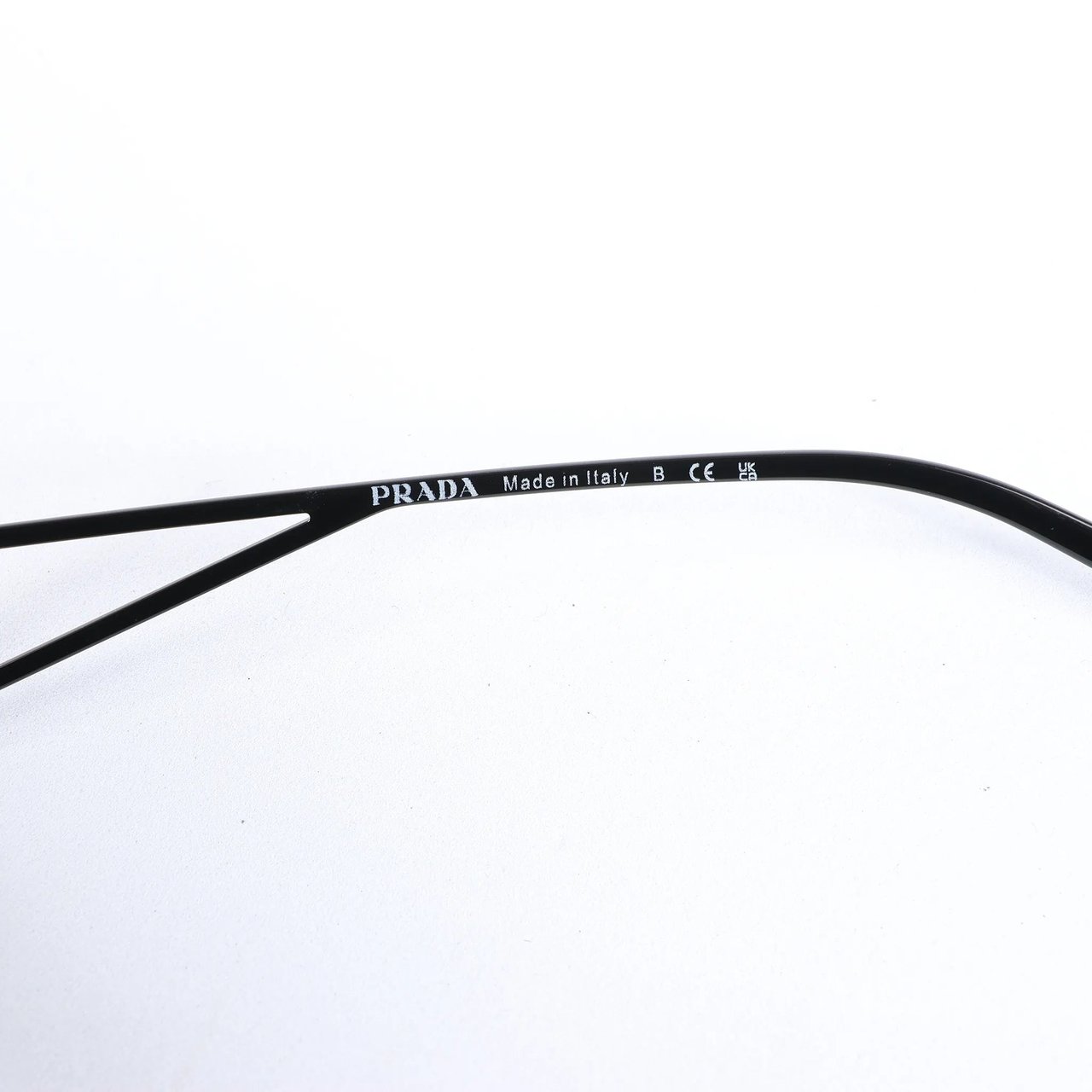 Prada Prada Sunglasses in Black PR 14YS Zwart