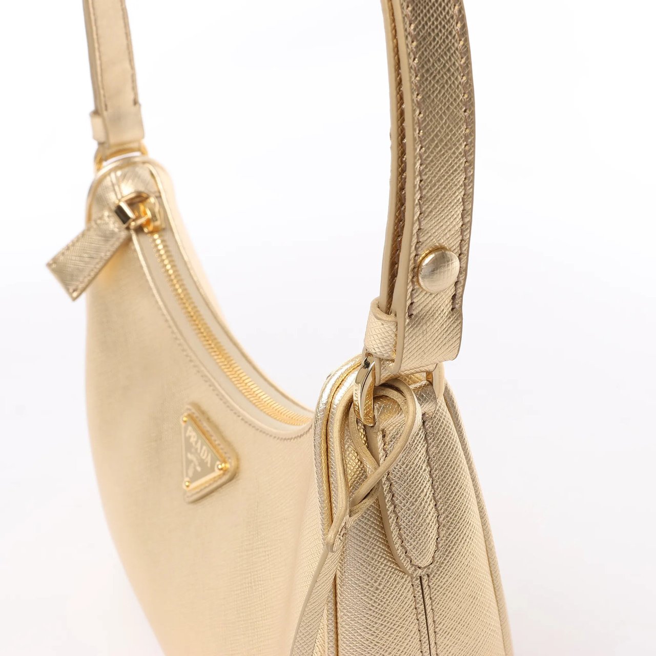 Prada Prada Saffiano Lux Mini Re-Edition Shoulder Bag Platino 1BC204 Goud