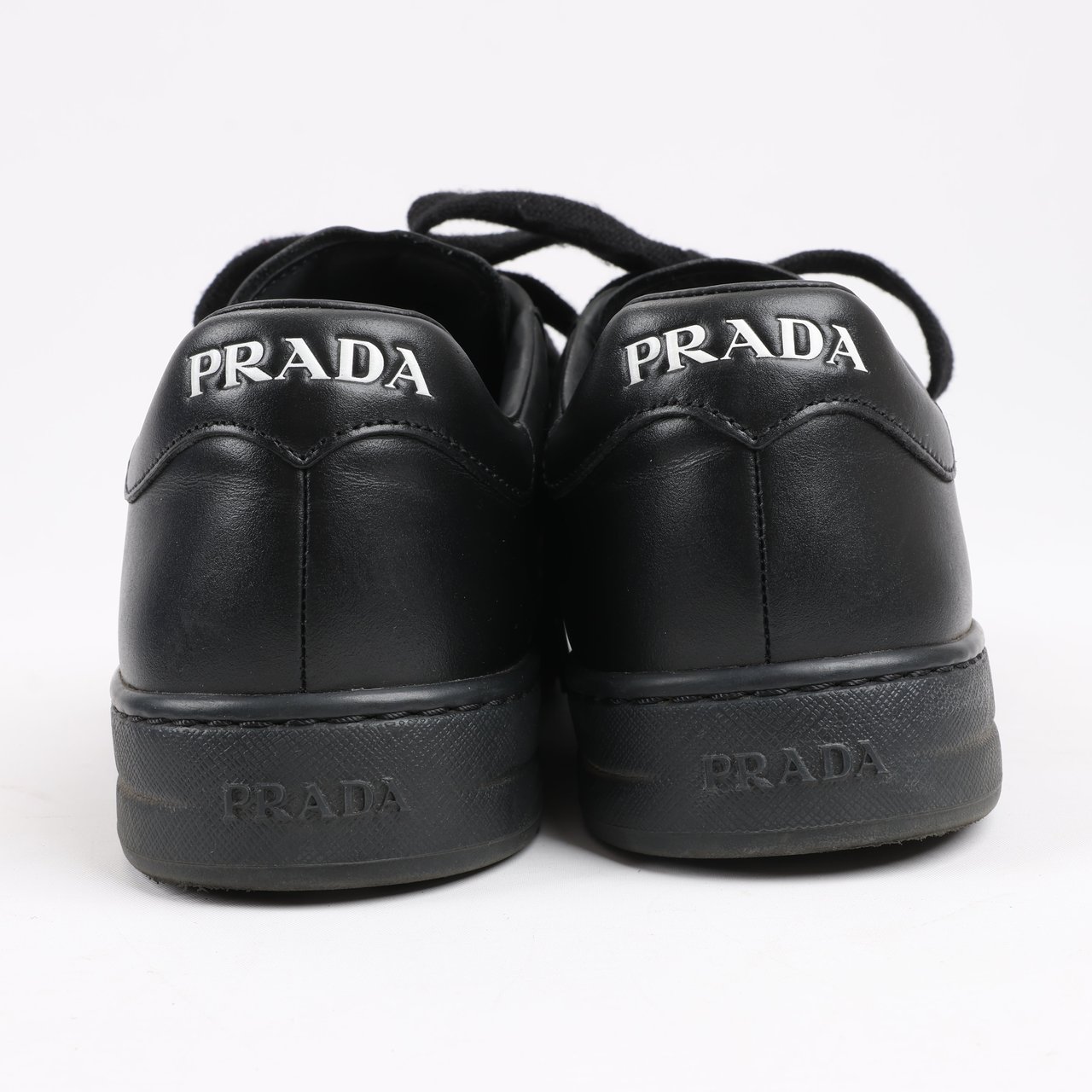Prada PRADA Logo Leather Sneakers in Black × White 1E282N, Size 37.5 EU Zwart