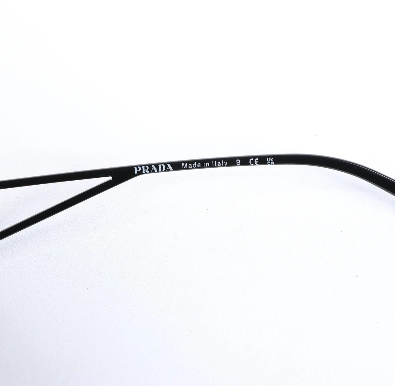 Prada Prada Sunglasses in Black PR 14YS Zwart