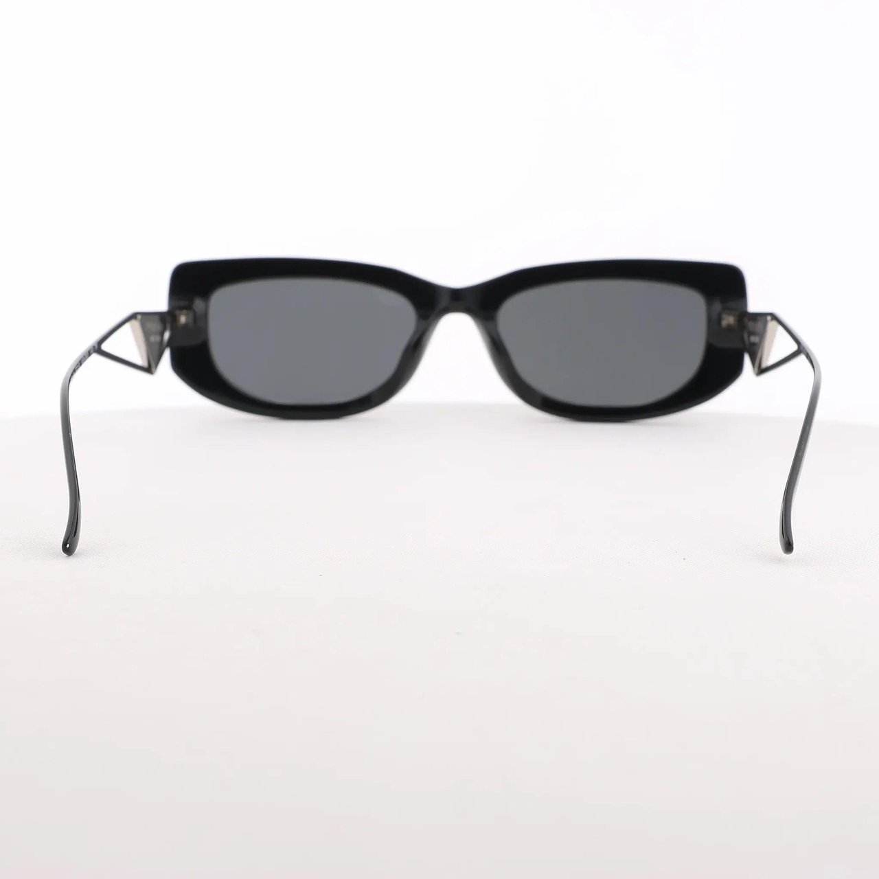 Prada Prada Sunglasses in Black PR 14YS Zwart