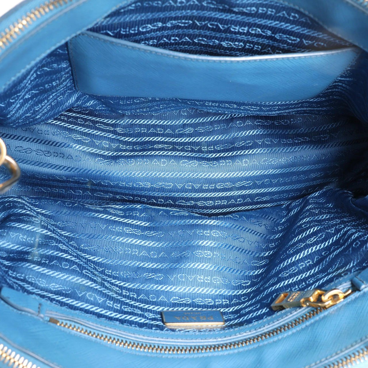 Prada Prada Galleria Saffiano Lux Leather 2Way Handbag in Blue Blauw