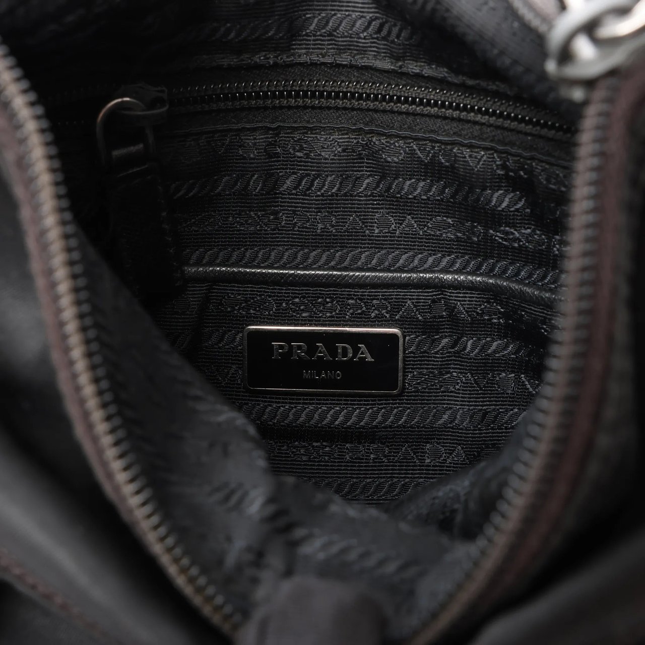 Prada Prada Tessuto Nylon Crossbody bag in Black BT0716 Zwart