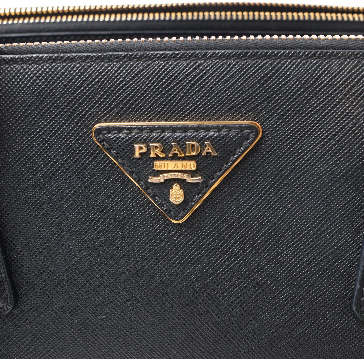 Prada Galleria Saffiano Lux Leather 2Way Handbag in Black Zwart