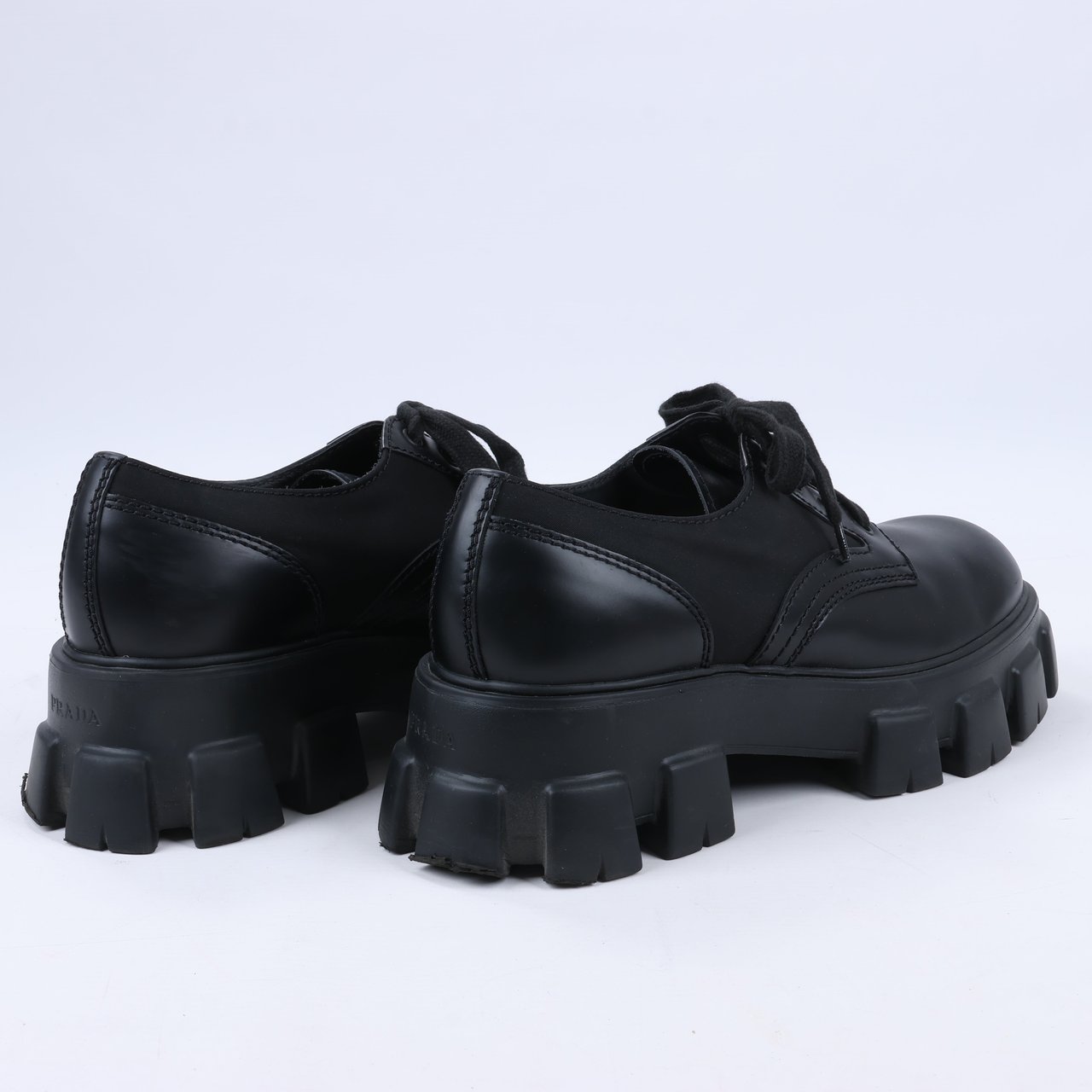 Prada Monolith Nylon & Leather Leather Loafers in Black 2EE342, Size 42 EU Zwart