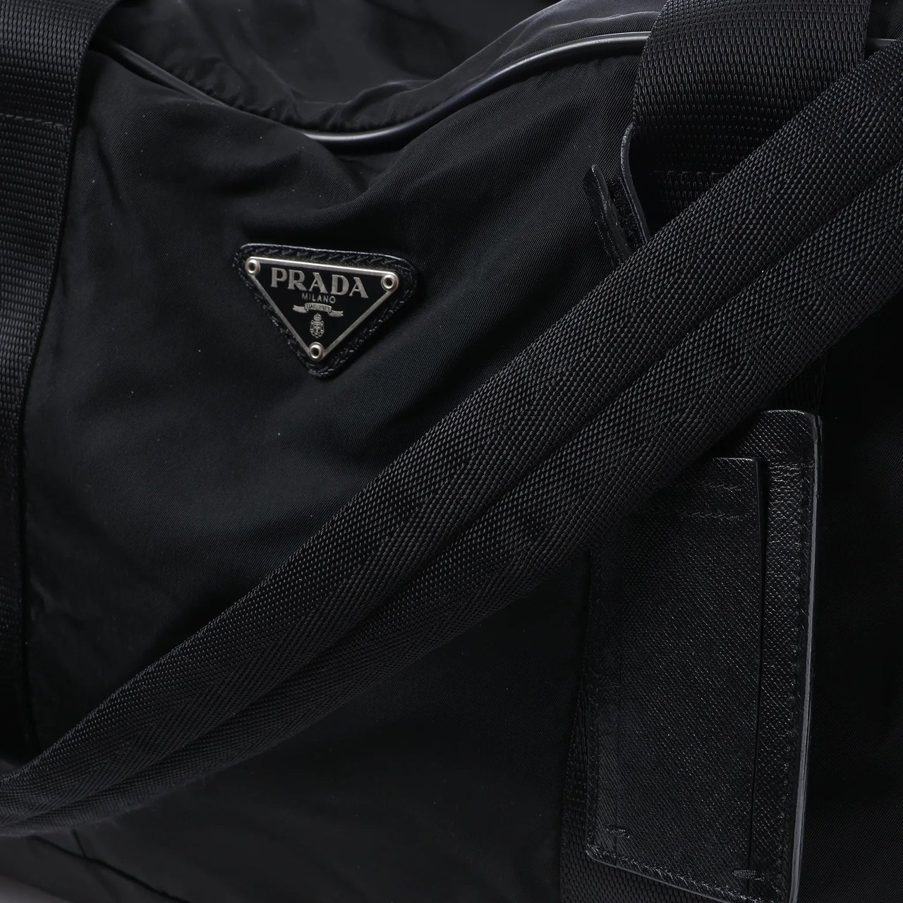 Prada Tessuto Nylon x Leather 2Way Handbag in Black V70 Zwart