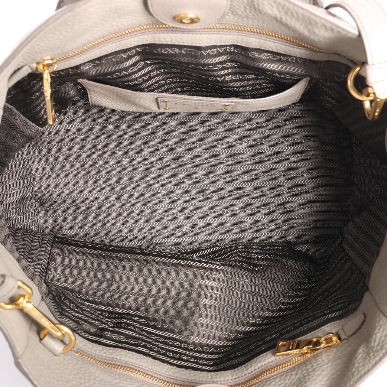 Prada Vitello Daino Leather 2Way Handbag in Gray Grijs