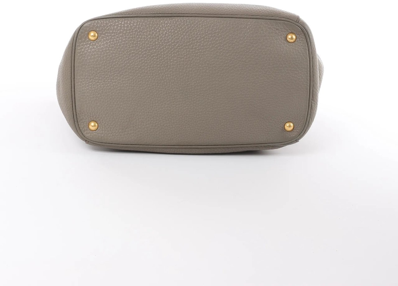 Prada Vitello Daino Leather 2Way Handbag in Gray Grijs