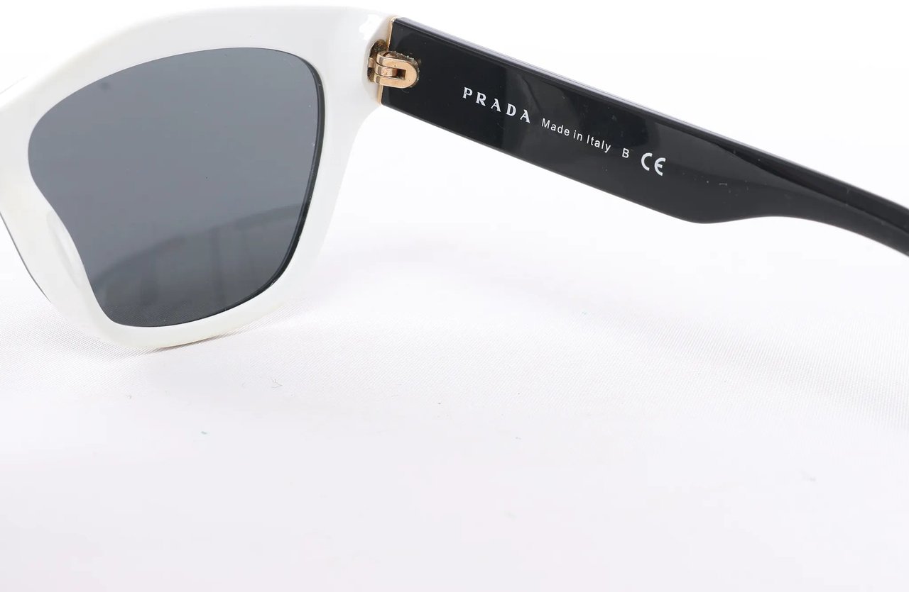 Prada SPR 23X Sunglasses in Black/White Zwart