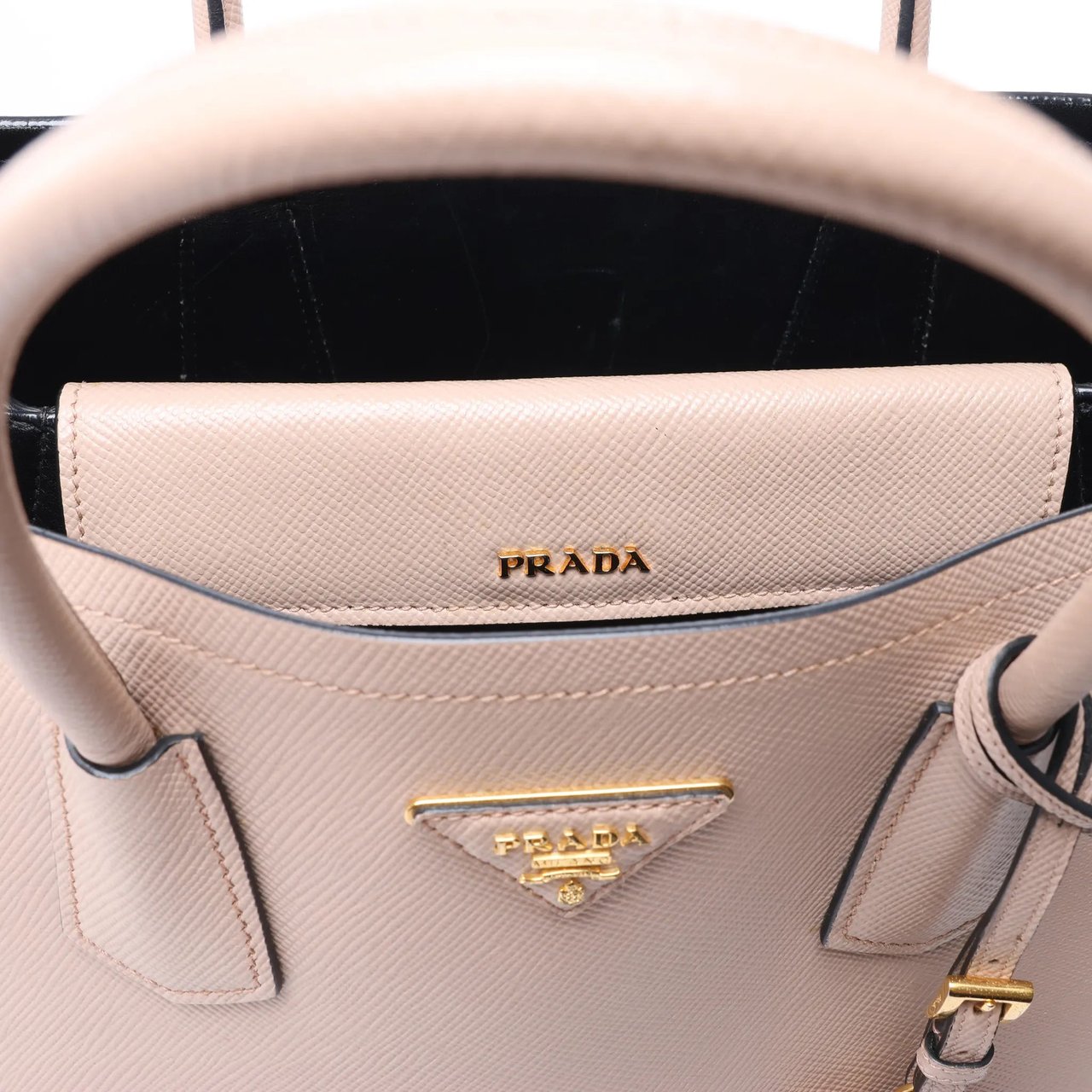 Prada Double Saffiano Leather Handbag in Pink Roze