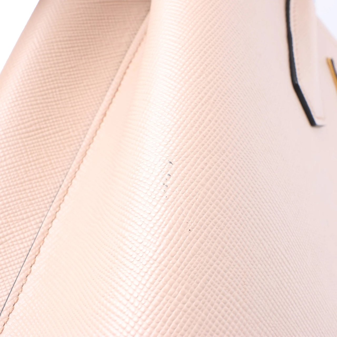 Prada Double Saffiano Leather Handbag in Pink Roze
