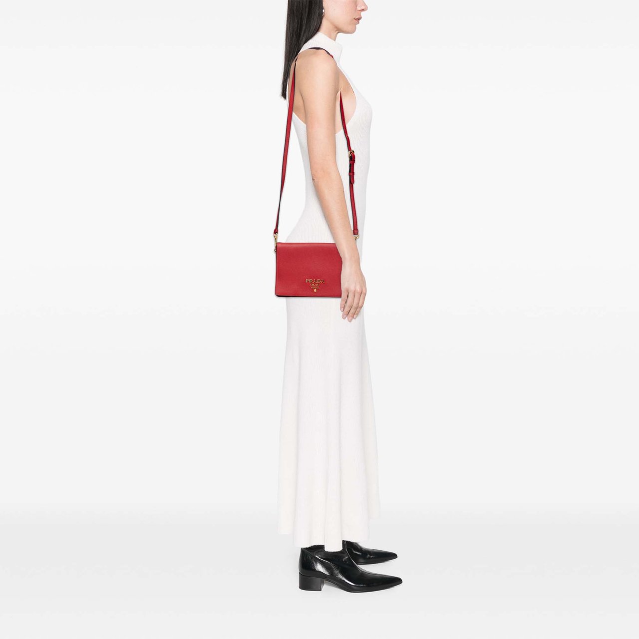 Prada Vitello Daino Flap Crossbody Rood