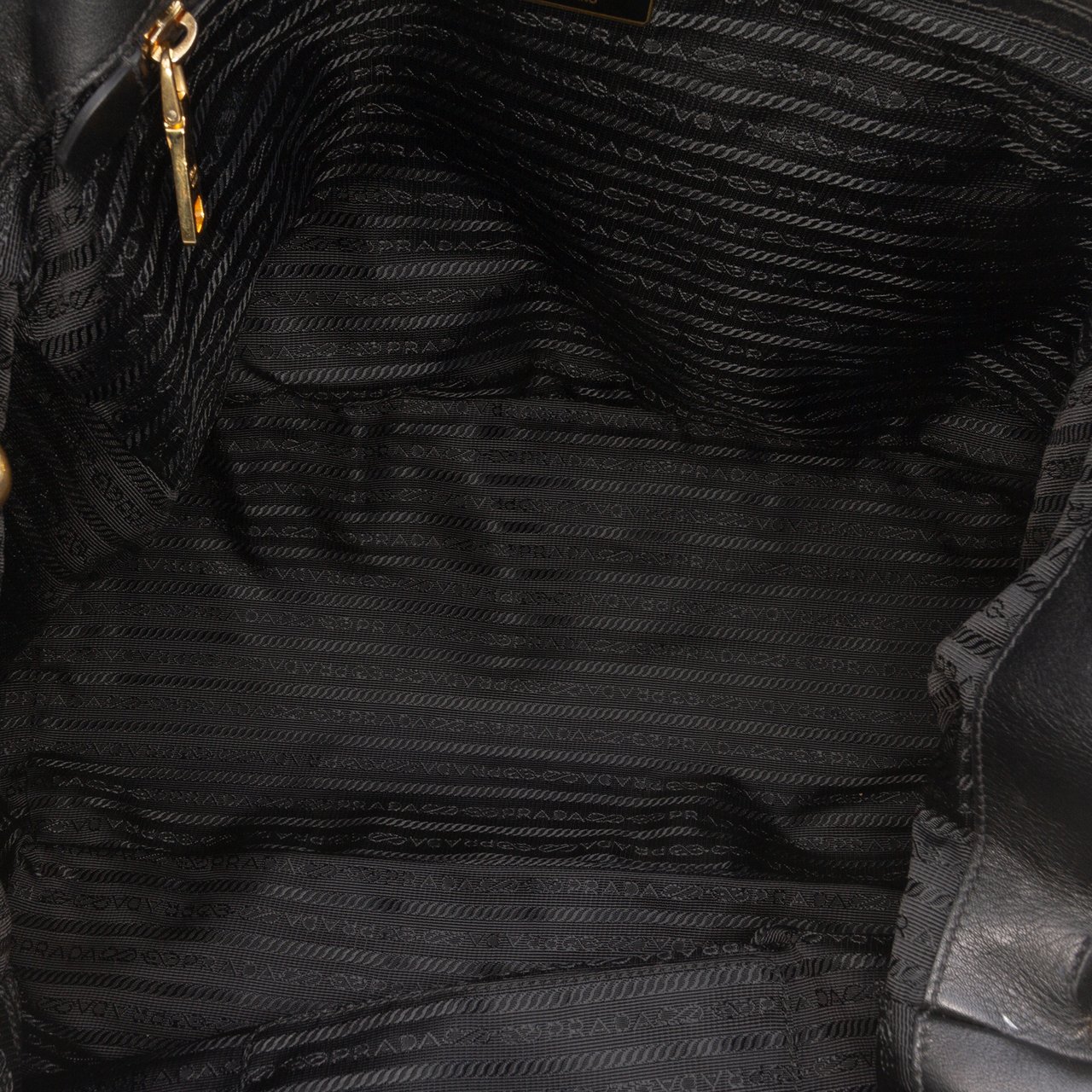 Prada Impuntu Tessuto Satchel Zwart