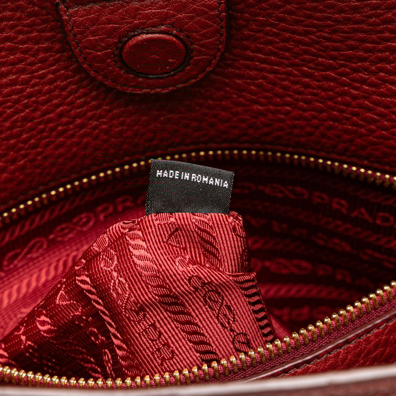 Prada Vitello Daino Shopping Tote Rood