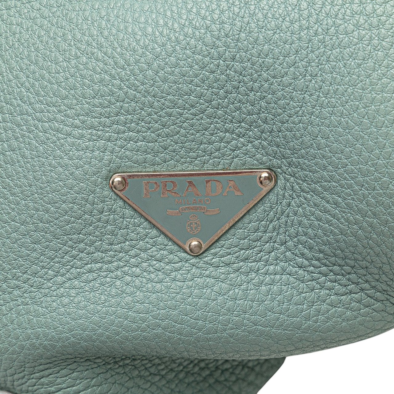 Prada Vitello Daino Shoulder Bag Blauw