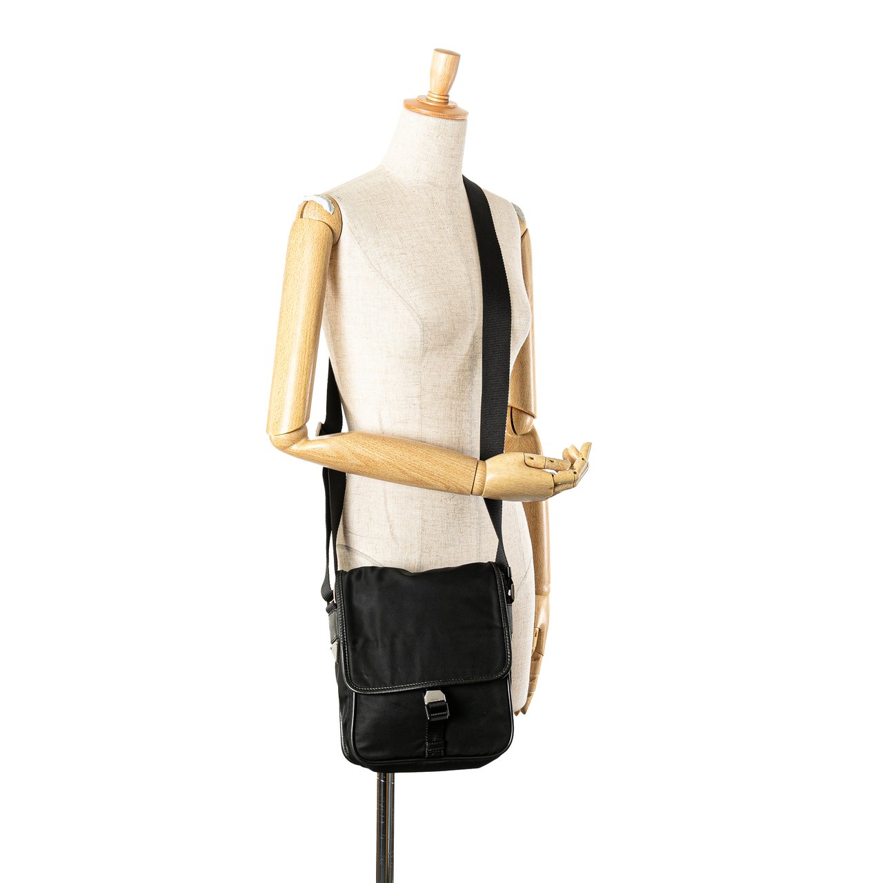 Prada Tessuto Buckle Messenger Bag Zwart