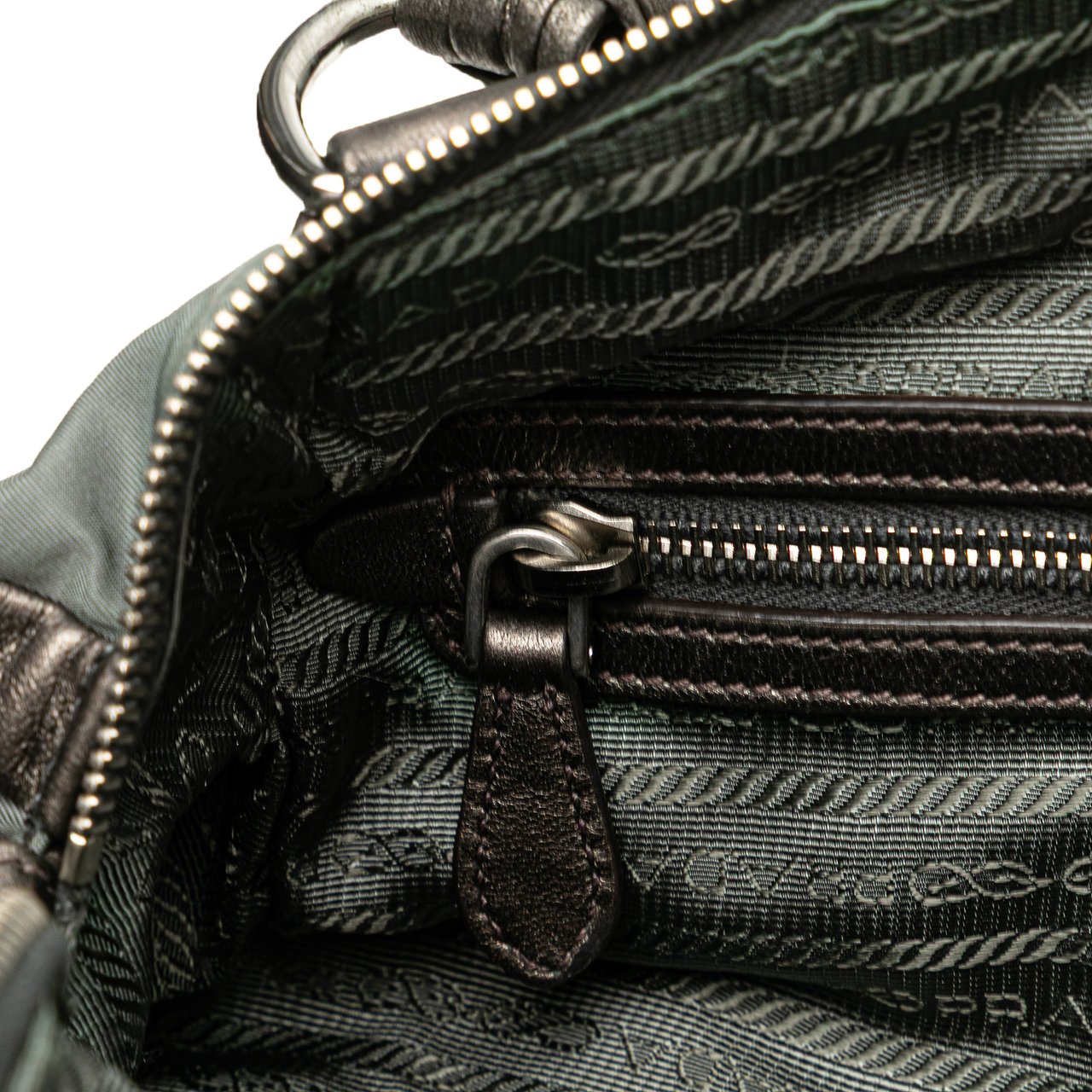 Prada Tessuto Nappa Waves Tote Grijs