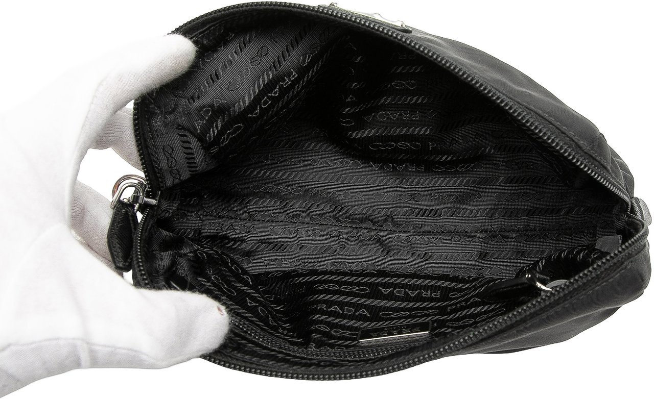 Prada Tessuto Pouch Zwart