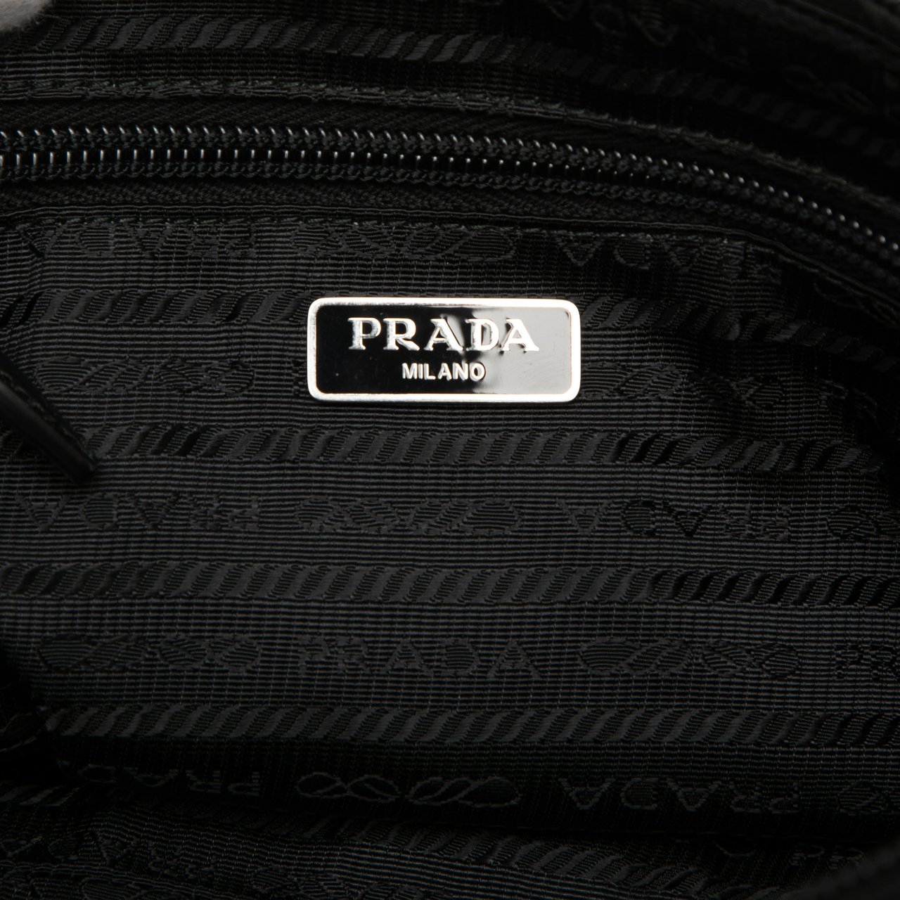 Prada Tessuto Pouch Zwart