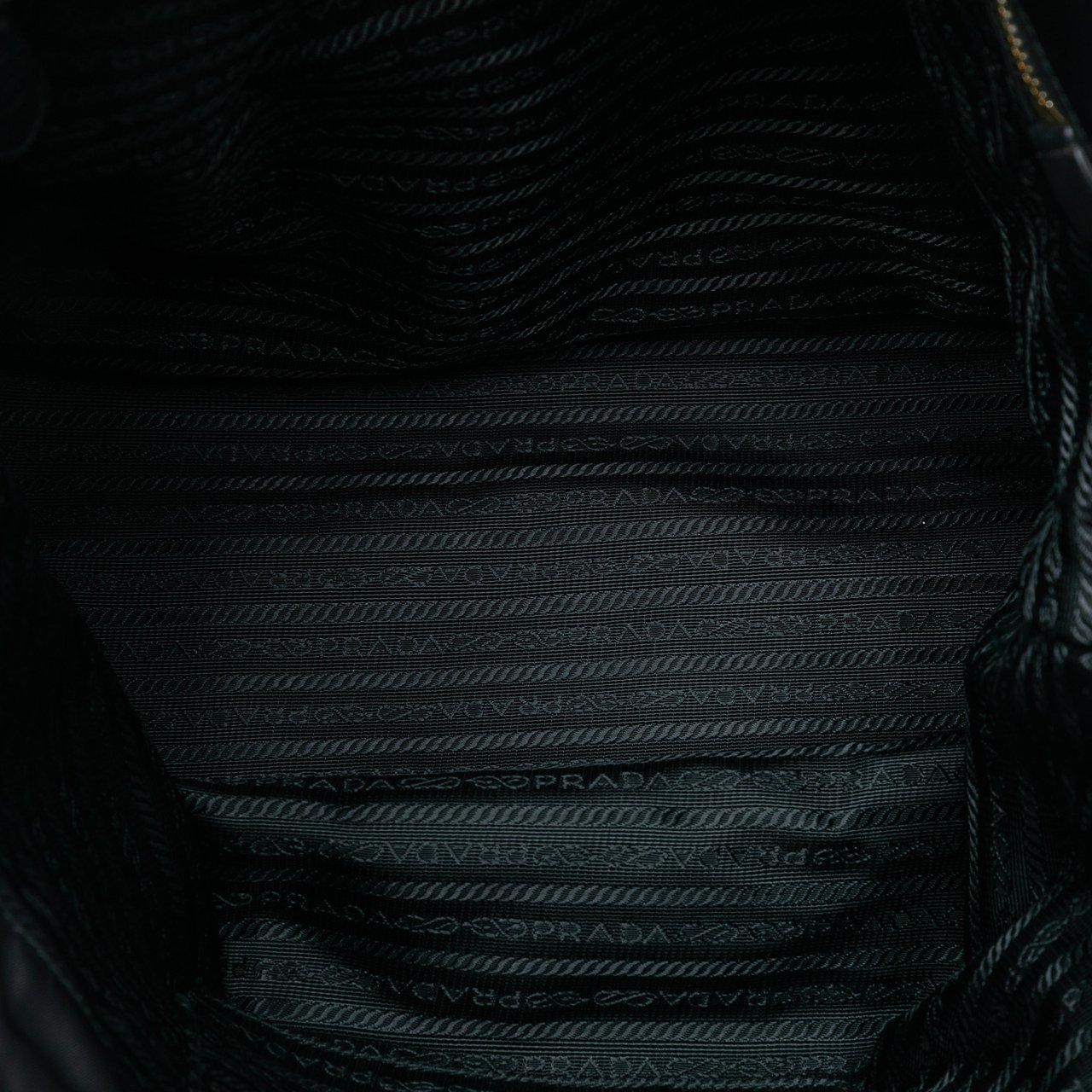 Prada Tessuto Satchel Zwart