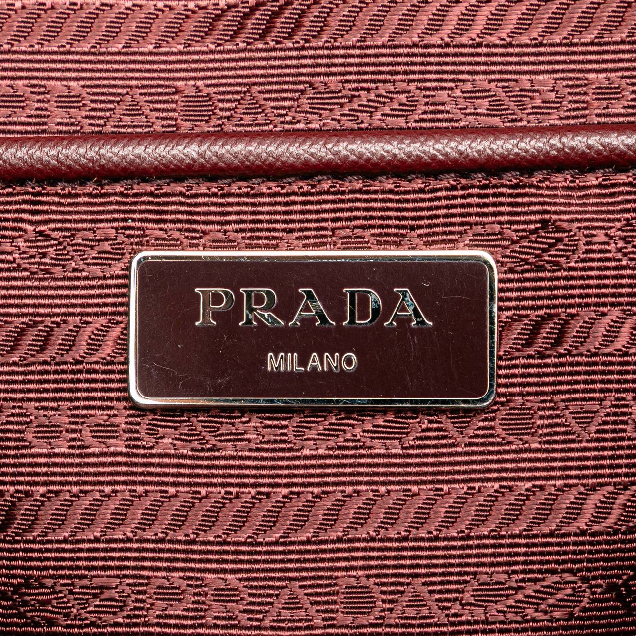 Prada Tessuto Stampato Tote Geel