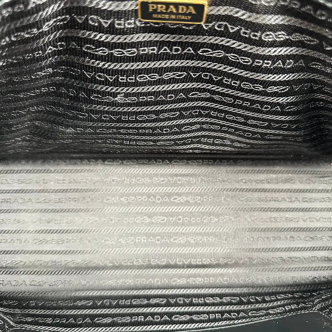 Prada Prada Large Tote Bag Saffiano Leather Black / Very Good Zwart