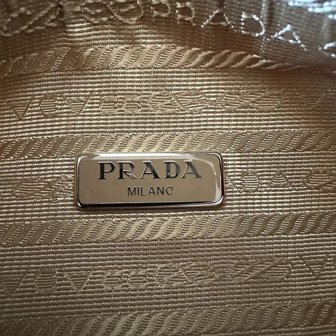 Prada Prada Re-Edition 2000 Mini Bag made of Re-Nylon beige / very good Beige