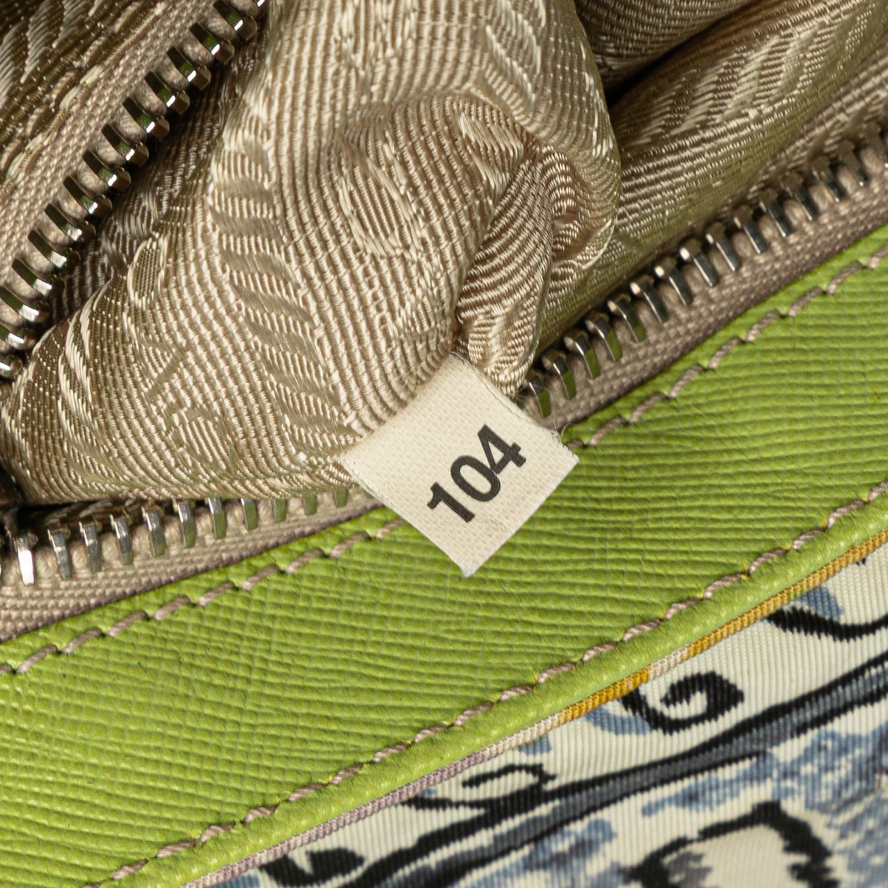 Prada Tessuto Stampata Venezia Shoulder Bag Groen