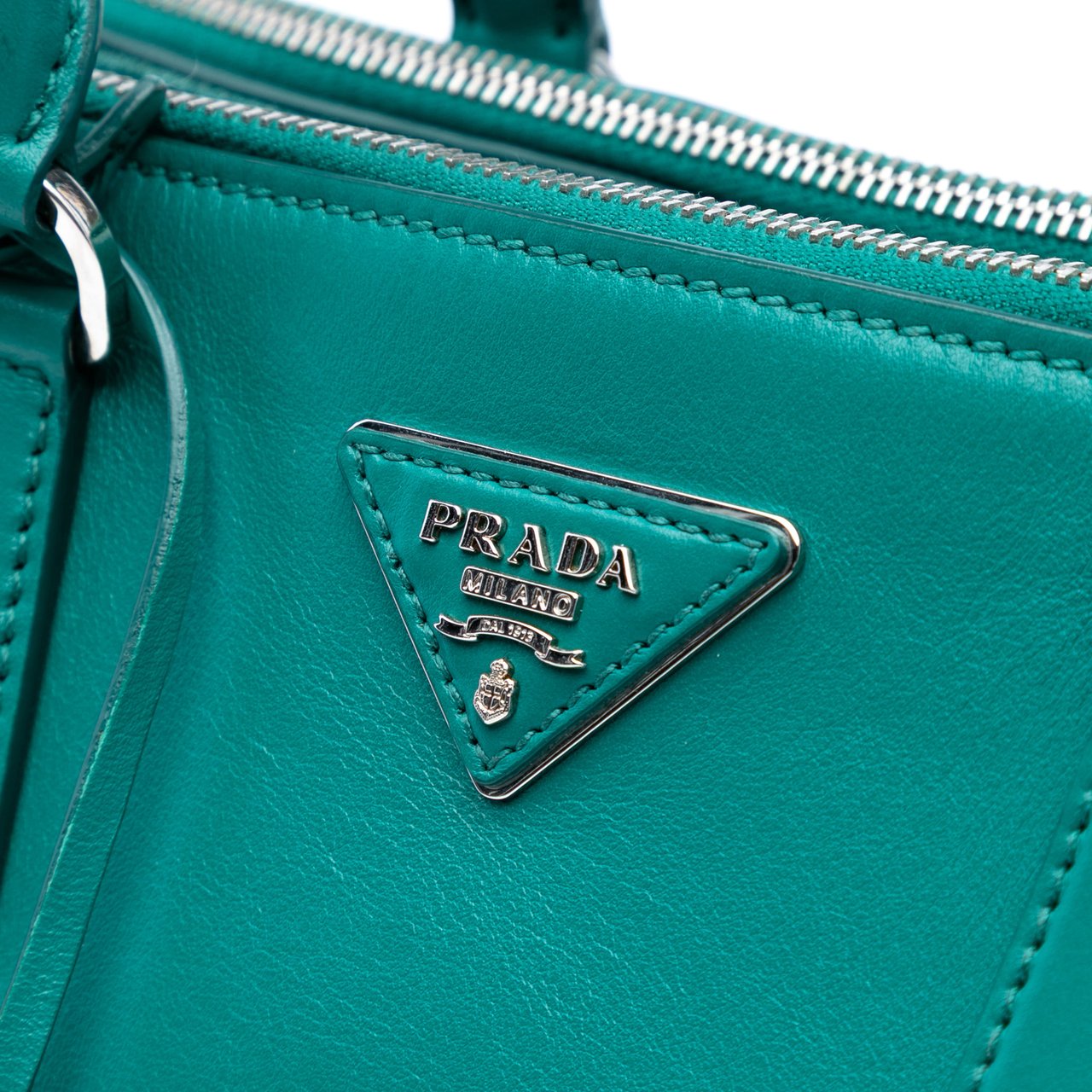 Prada Large City Calf Galleria Double Zip Satchel Groen