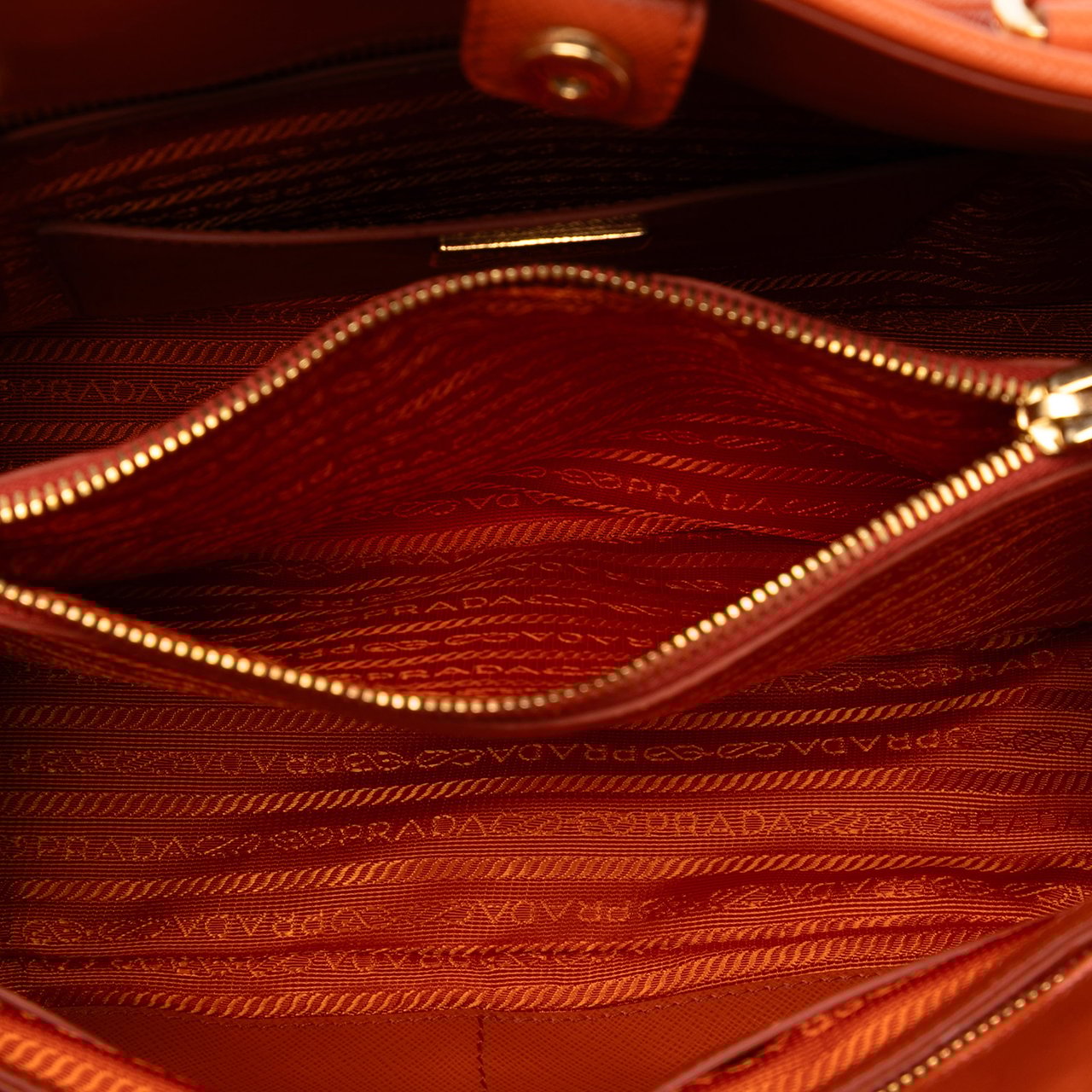 Prada Medium Saffiano Lux Open Promenade Satchel Oranje