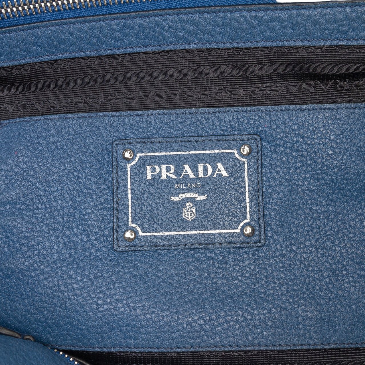 Prada Vitello Daino Double Handle Satchel Blauw
