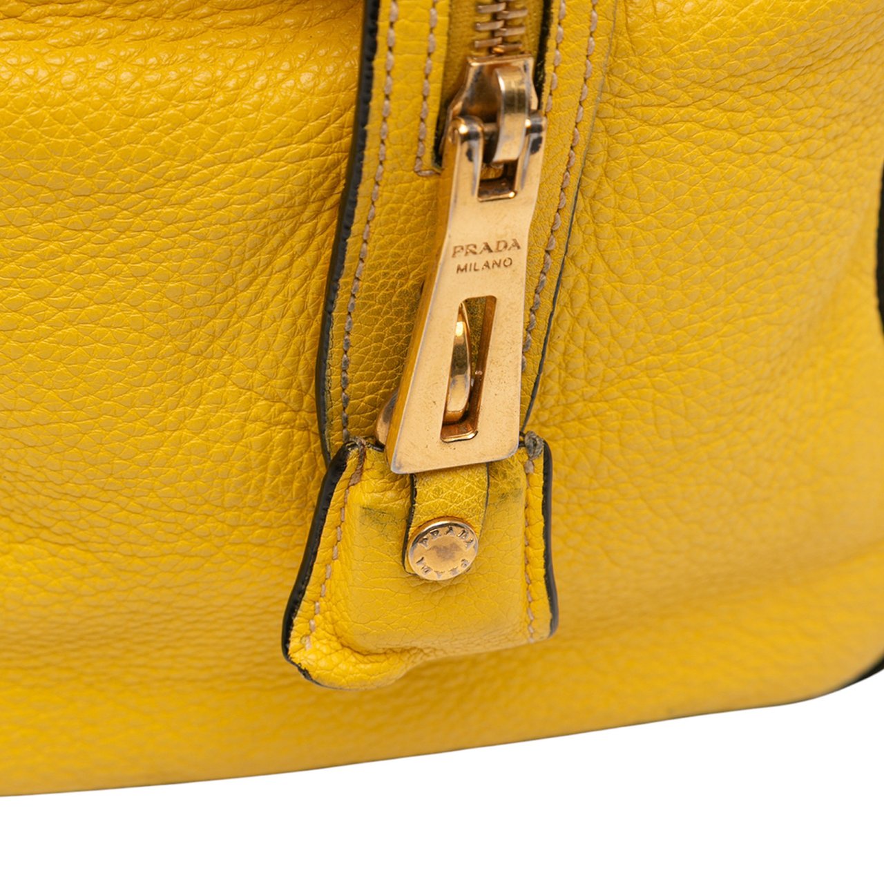 Prada Vitello Grain Satchel Geel