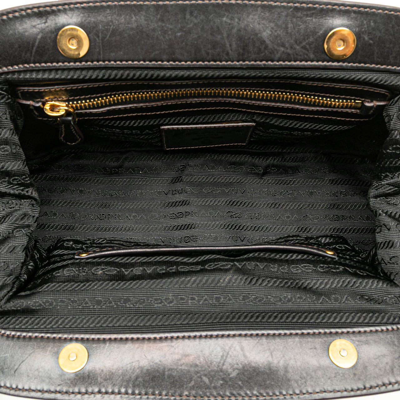 Prada Velvet Logo Frame Shoulder Bag Zwart