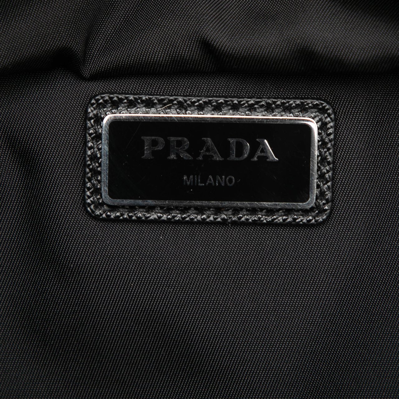 Prada Tessuto Multi Pocket Belt Bag Zwart