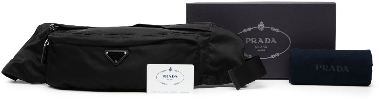 Prada Tessuto Multi Pocket Belt Bag Zwart