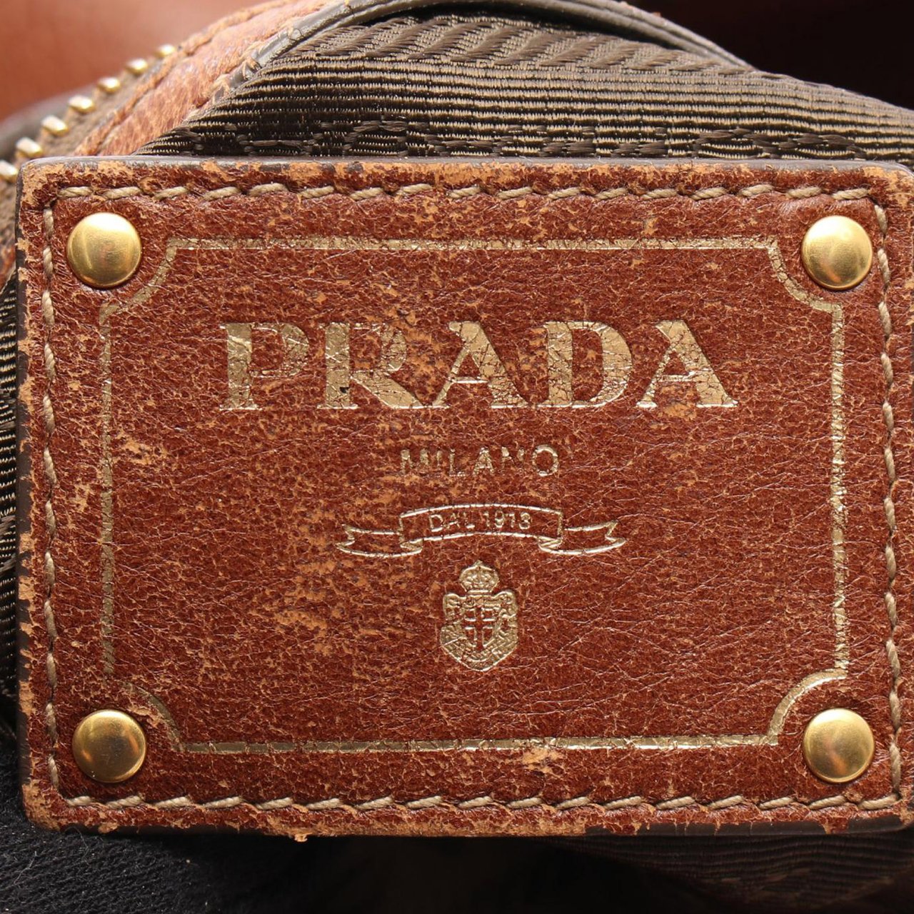Prada Cervo Antik Hobo Bag Bruin