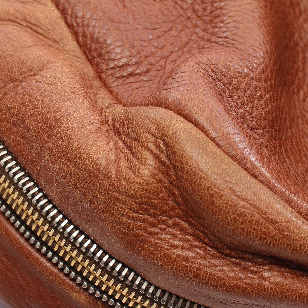 Prada Cervo Antik Hobo Bag Bruin