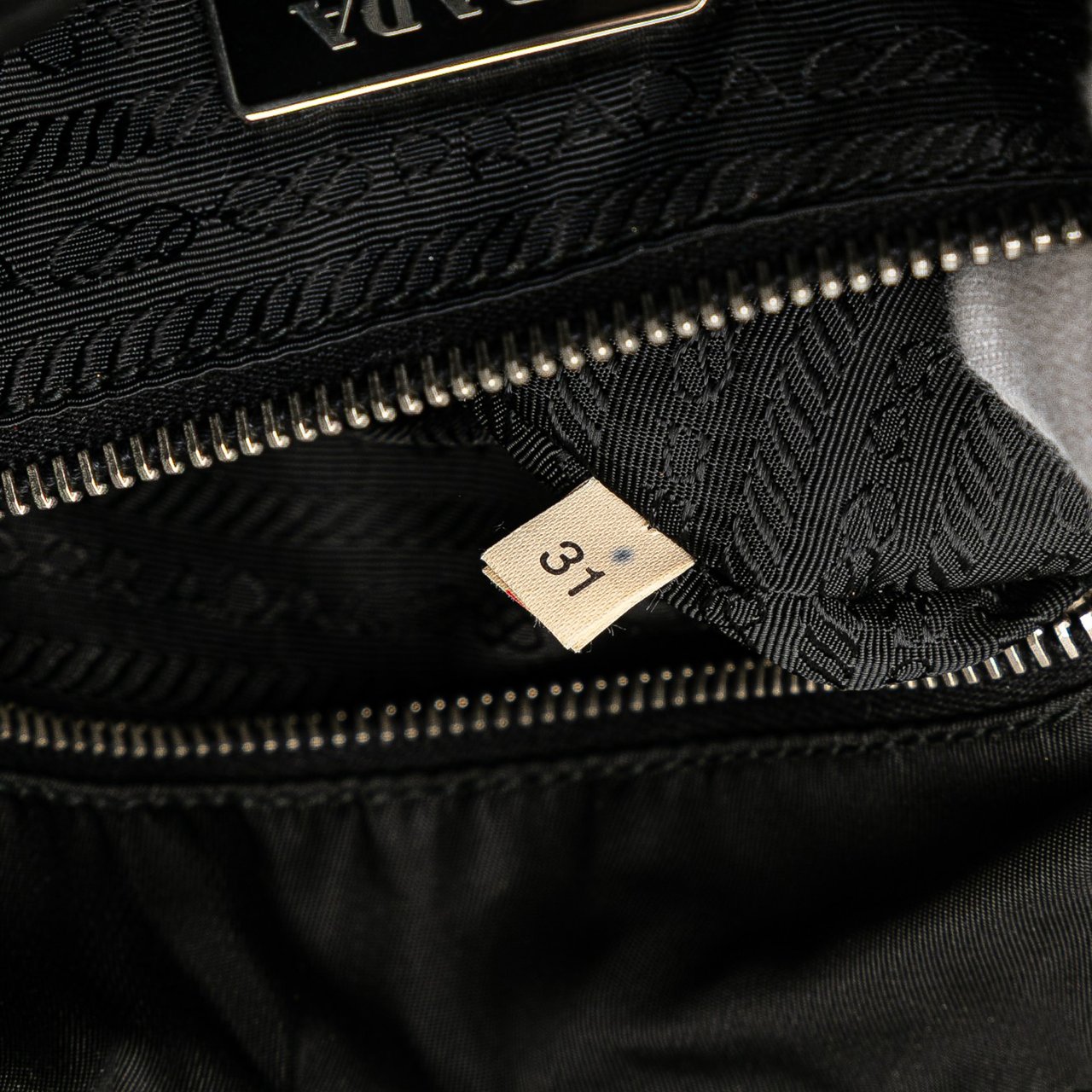 Prada Spazzolato Trimmed Tessuto Tote Zwart