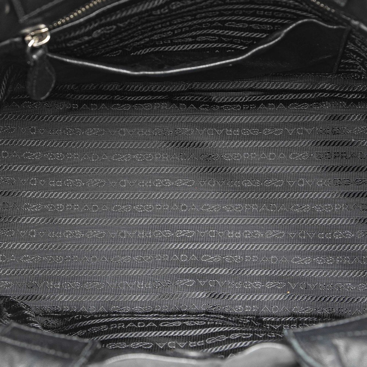 Prada Tessuto Canapa Logo Bow Satchel Zwart