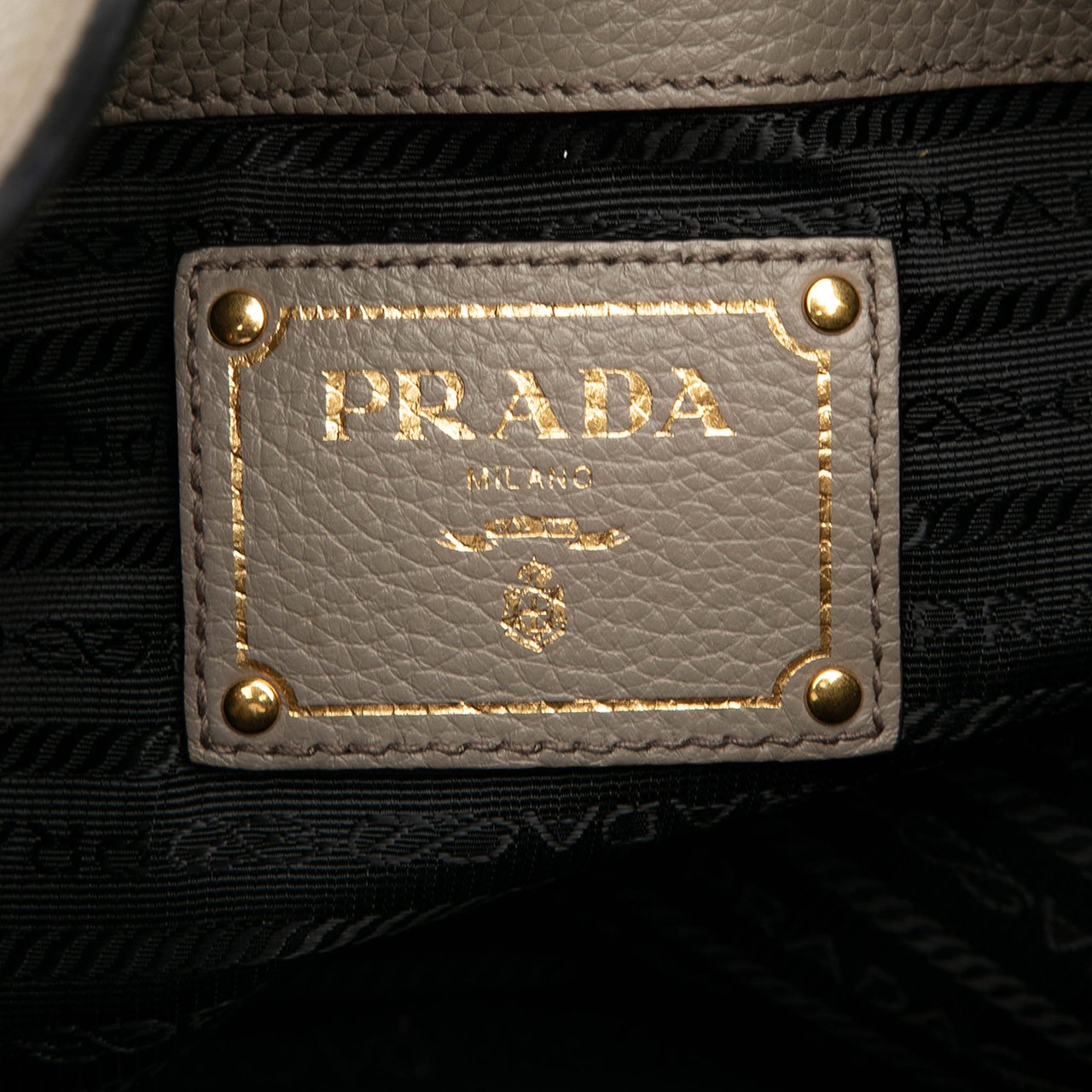Prada Vitello Phenix Logo Tote Grijs