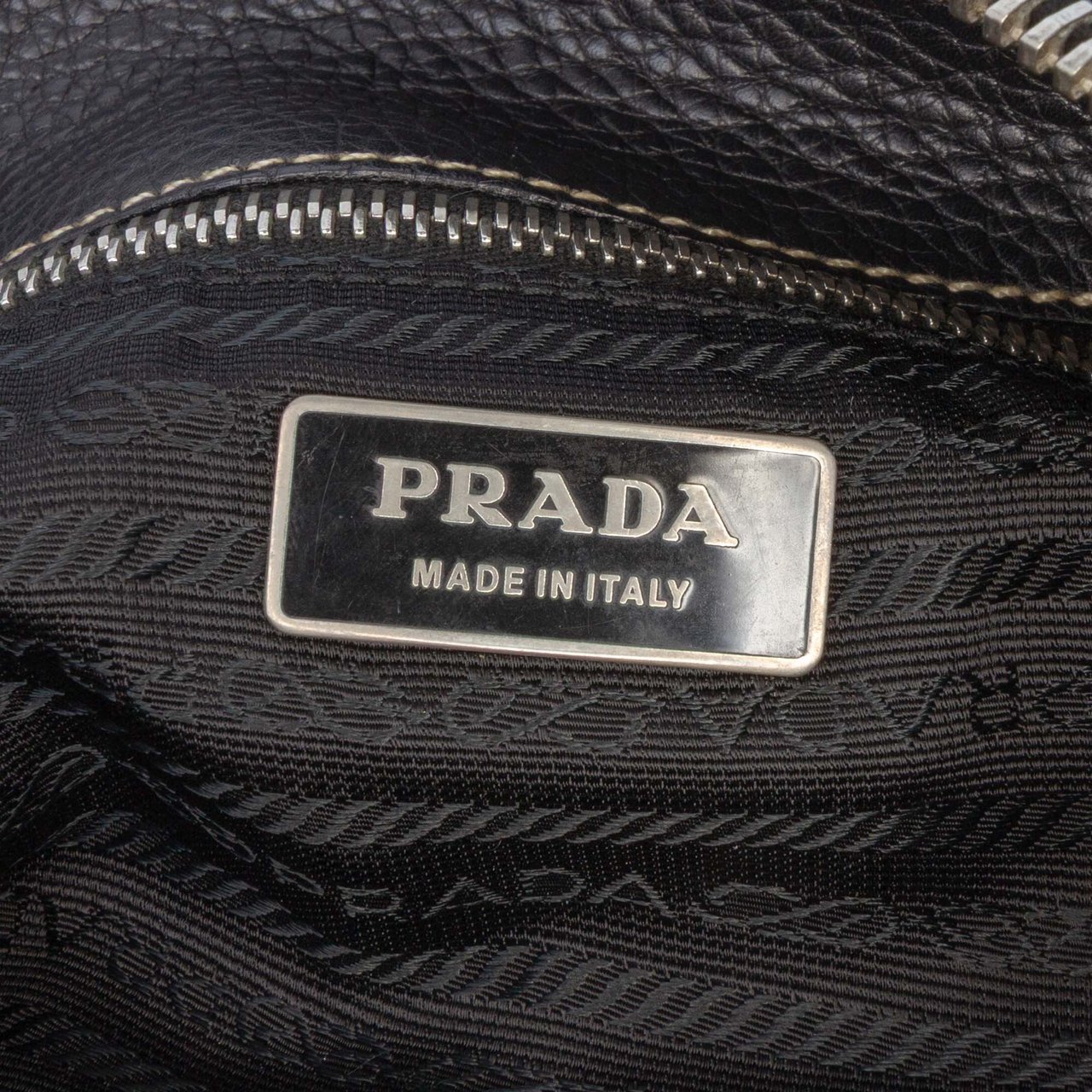 Prada Leather and Tessuto Shoulder Bag Zwart