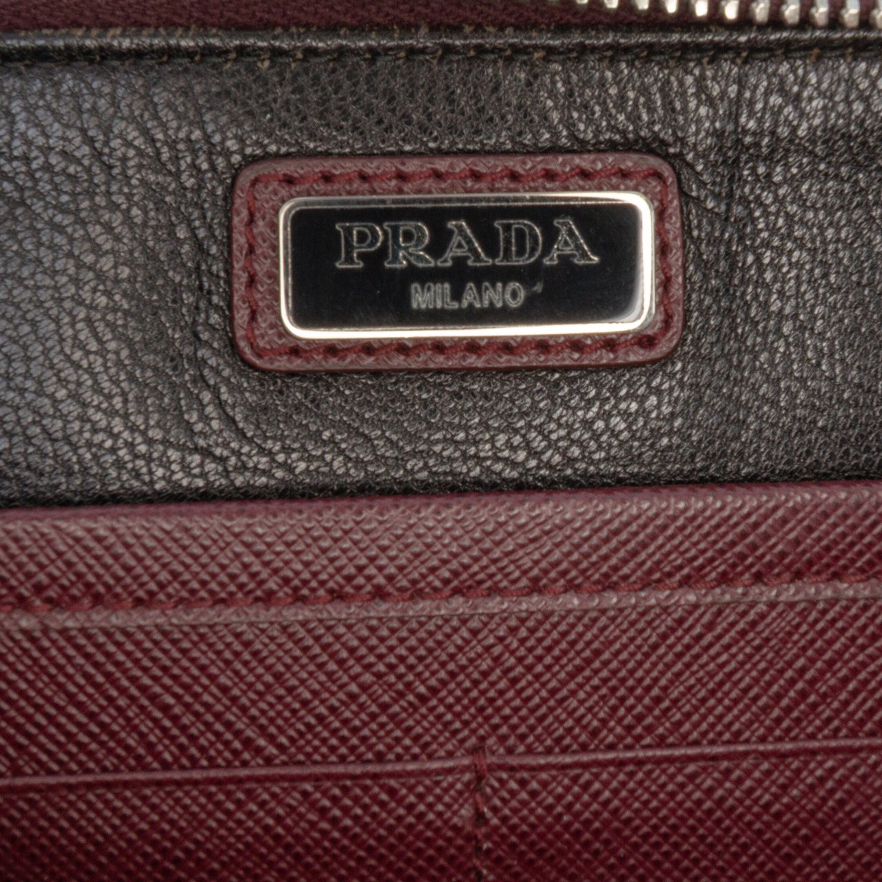 Prada Saffiano Lux Zip Clutch Rood
