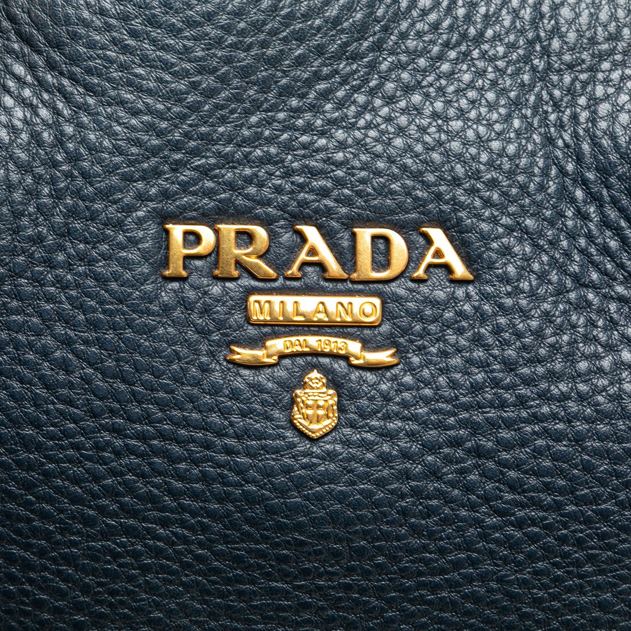 Prada Vitello Daino Open Convertible Tote Blauw