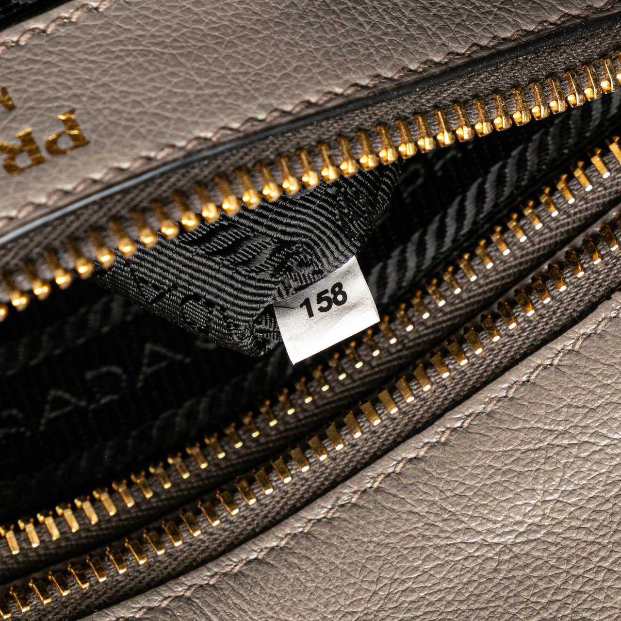 Prada Glace Calf Satchel Grijs